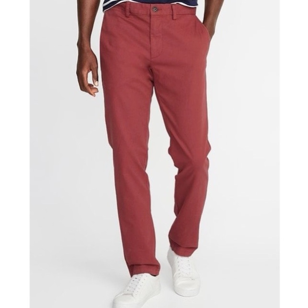 Old Navy Men’s Slim Ultimate Built-In Flex Chino Pants. Good condition. Red.